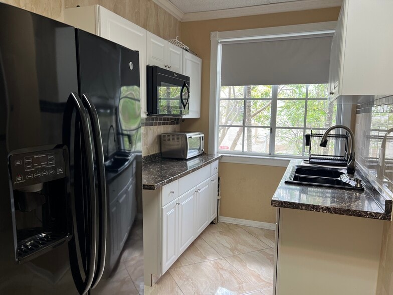 More Photos Of 6099 Stirling Rd, Davie Office Residential For Sale