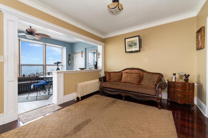 More Photos Of 720 Clarence Ave, Bronx Multifamily For Sale