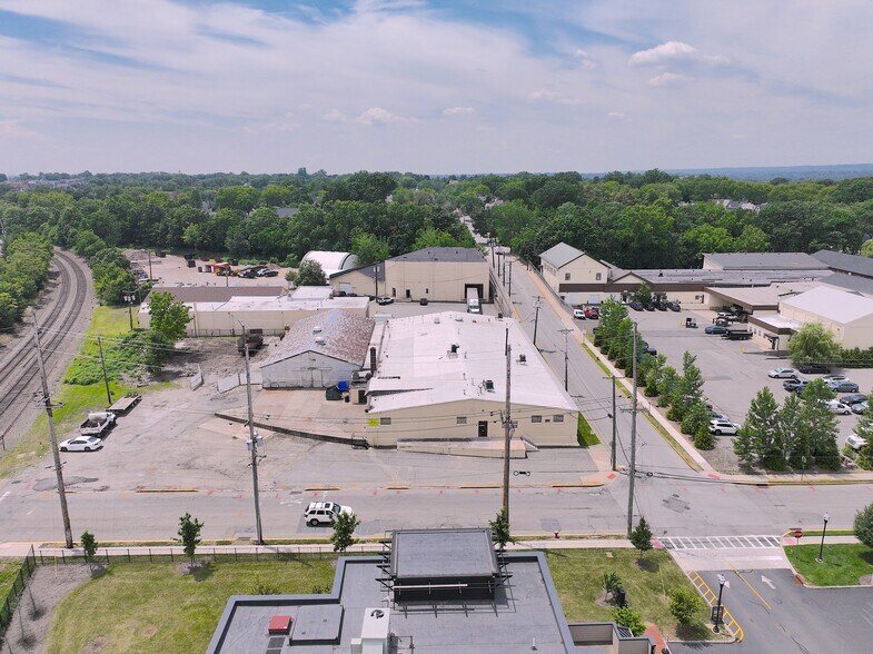 Primary Photo Of 436 Central Ave, East Rutherford Manufacturing For Sale