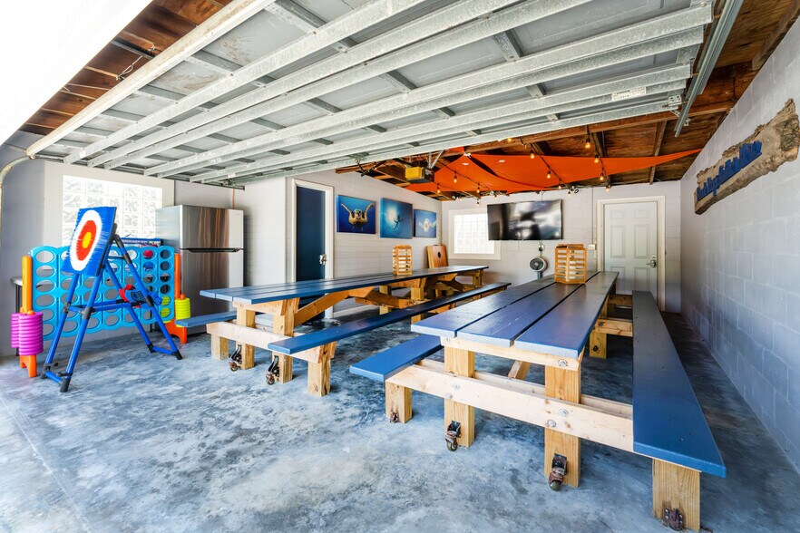 More Photos Of 1130 Gulf Blvd, Englewood Apartments For Sale
