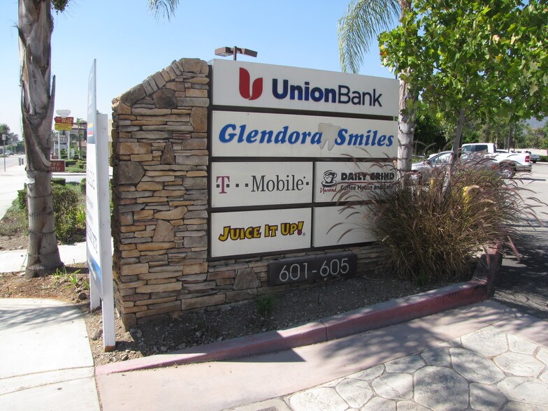 More Photos Of 541-555 S Grand Ave, Glendora Freestanding For Lease