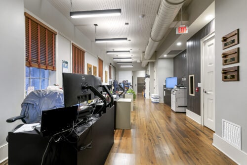 More Photos Of 528 Gravier St, New Orleans Office For Lease