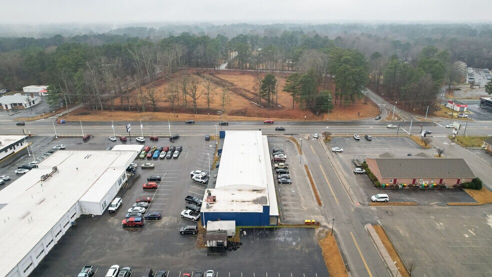 More Photos Of 2825 S Crater Rd, Petersburg Storefront Retail Office For Sale