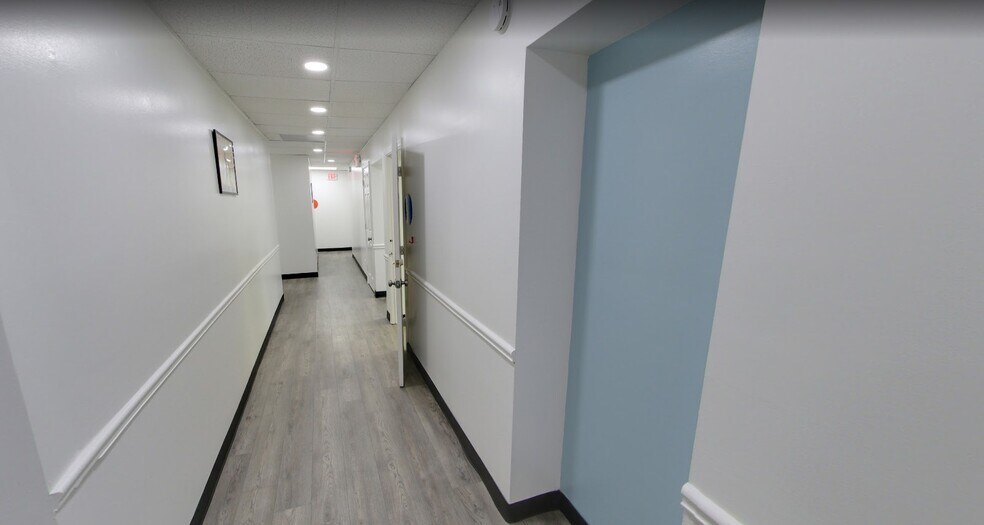 More Photos Of 207 Upper Riverdale Rd, Riverdale Medical For Sale