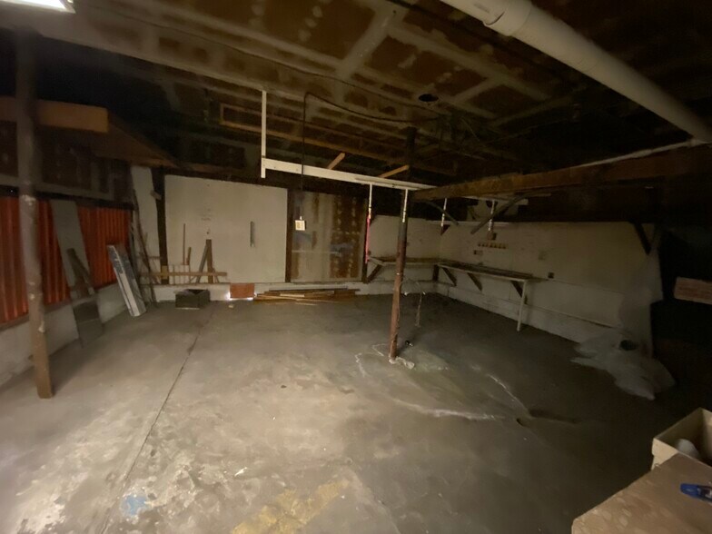 More Photos Of 781 S Front St, Columbus Storefront For Lease