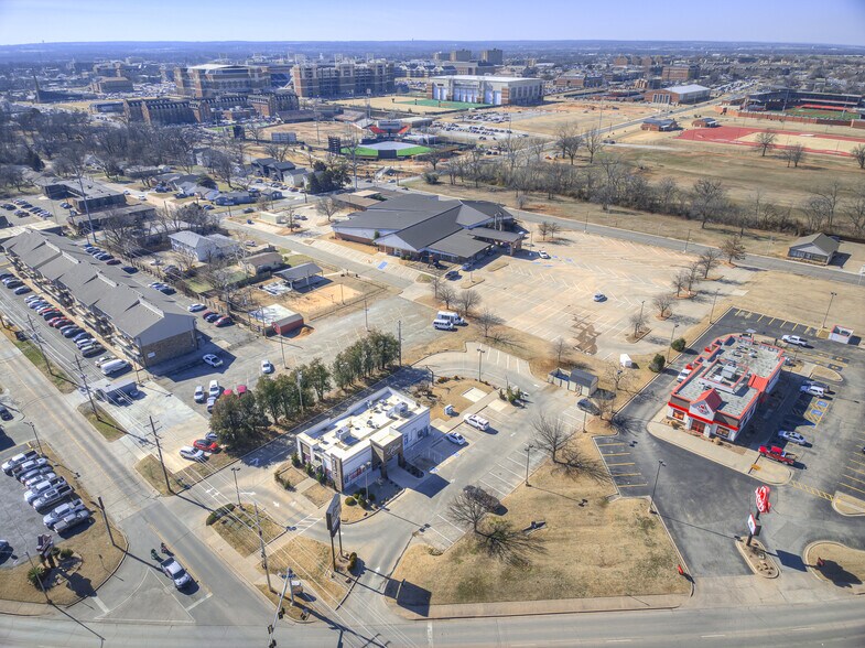 More Photos Of 1004 N Boomer Rd, Stillwater Restaurant For Sale