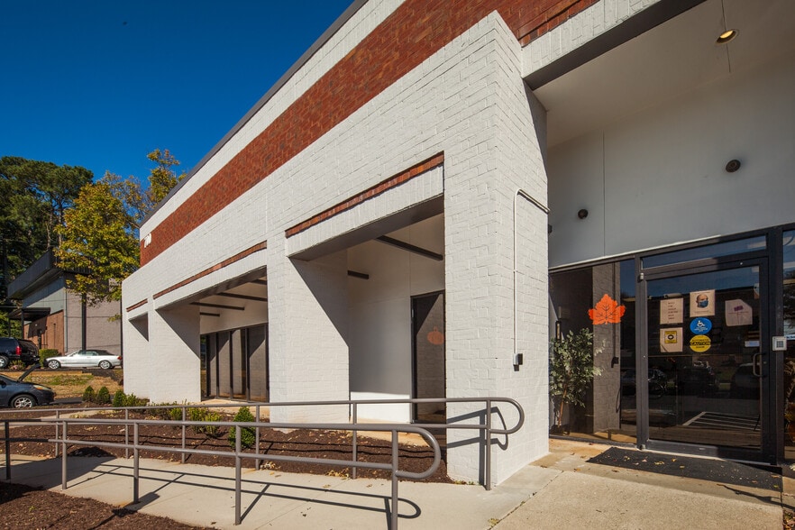 More Photos Of 1395 S Marietta Pky SE, Marietta Unknown For Lease