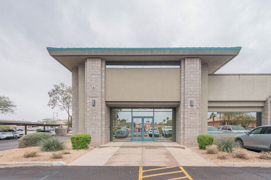 Primary Photo Of 12515 W Bell Rd, Surprise Office For Lease