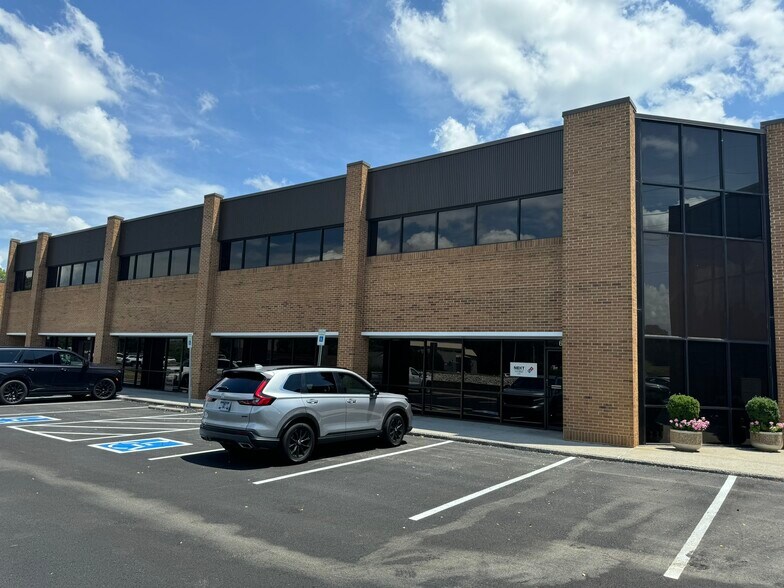 More Photos Of 9051 Executive Park Dr, Knoxville Office For Lease