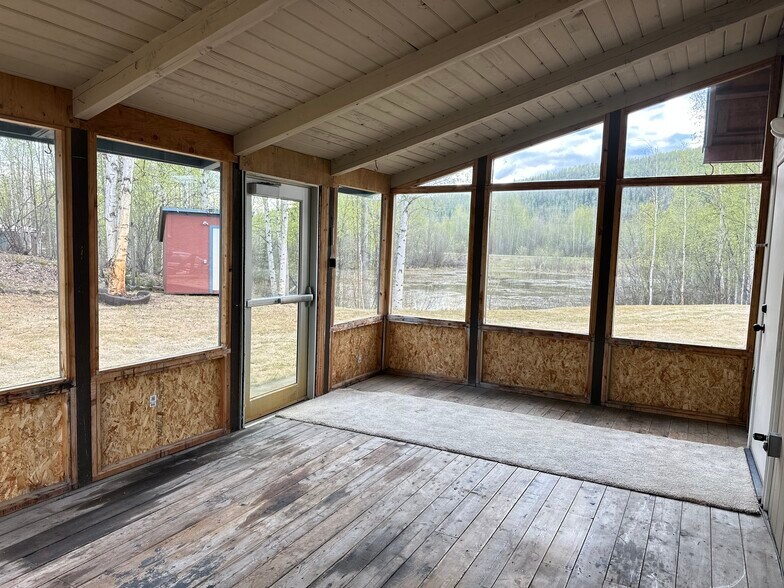 More Photos Of 2000 Steese Hwy, Fairbanks General Retail For Sale