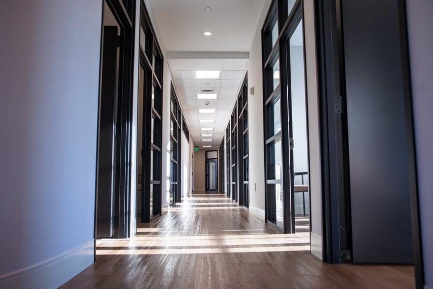 More Photos Of 25 Maplewood Ave, Portsmouth Office Residential For Sale