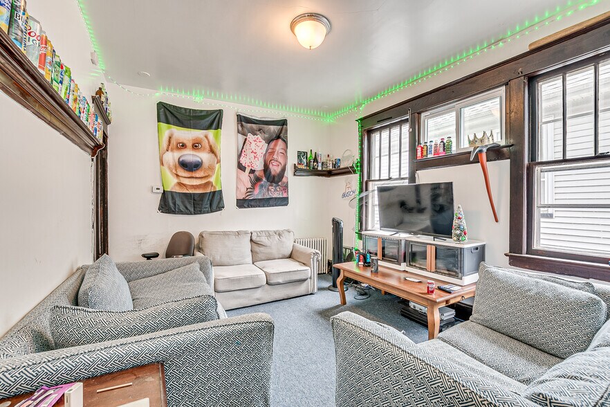 More Photos Of 60 Huntington St, New Brunswick Apartments For Sale