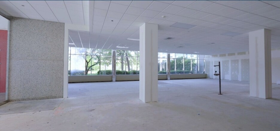 More Photos Of 45 Erieview Plz, Cleveland Apartments For Lease