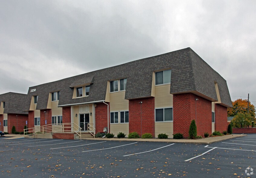 More Photos Of 33300 Warren Rd, Westland Office For Lease