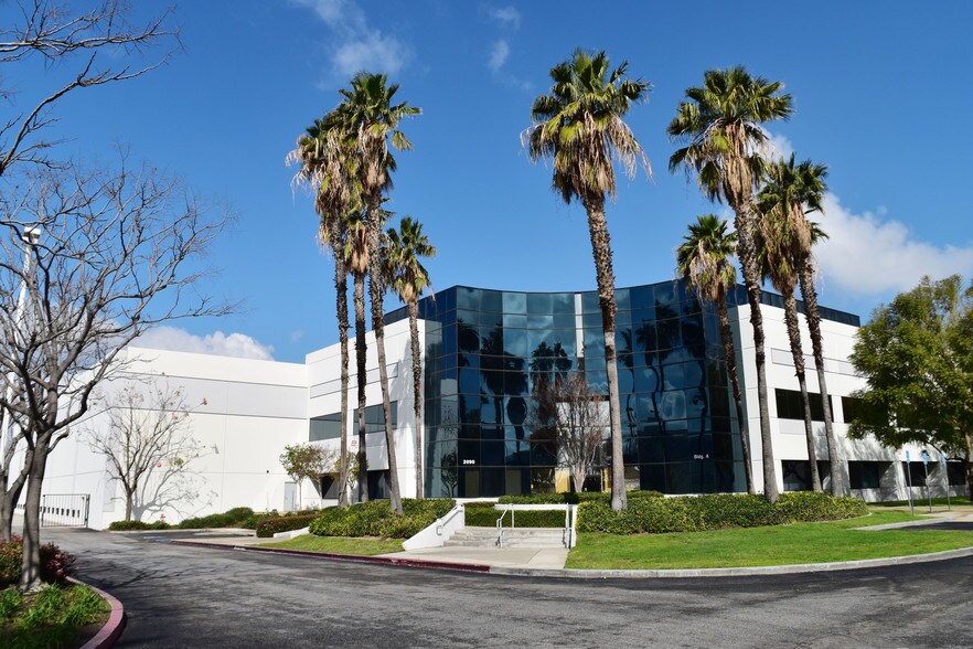 More Photos Of 2090 S Etiwanda Ave, Ontario Warehouse For Lease