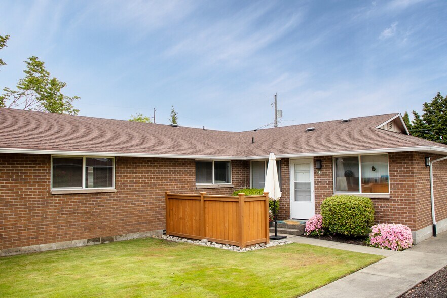 More Photos Of , Tacoma Multifamily For Sale
