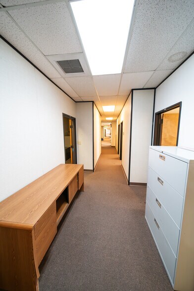 More Photos Of 1550 N Norma St, Ridgecrest Office For Lease