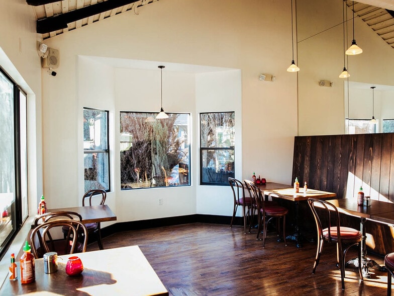 More Photos Of 1837 E 7th St, Long Beach Restaurant For Lease