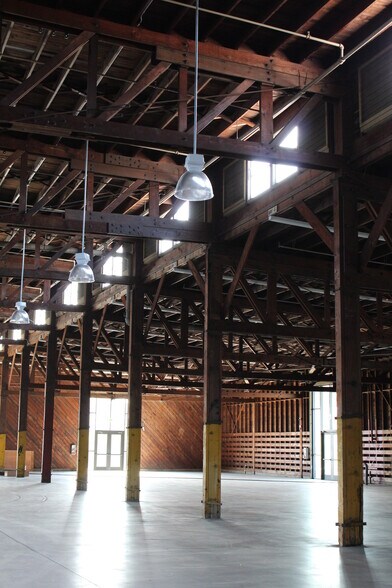 More Photos Of 112 E 22nd St, San Pedro Warehouse For Lease