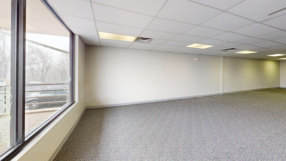 More Photos Of 2027-2035 B St, Colorado Springs General Retail For Sale