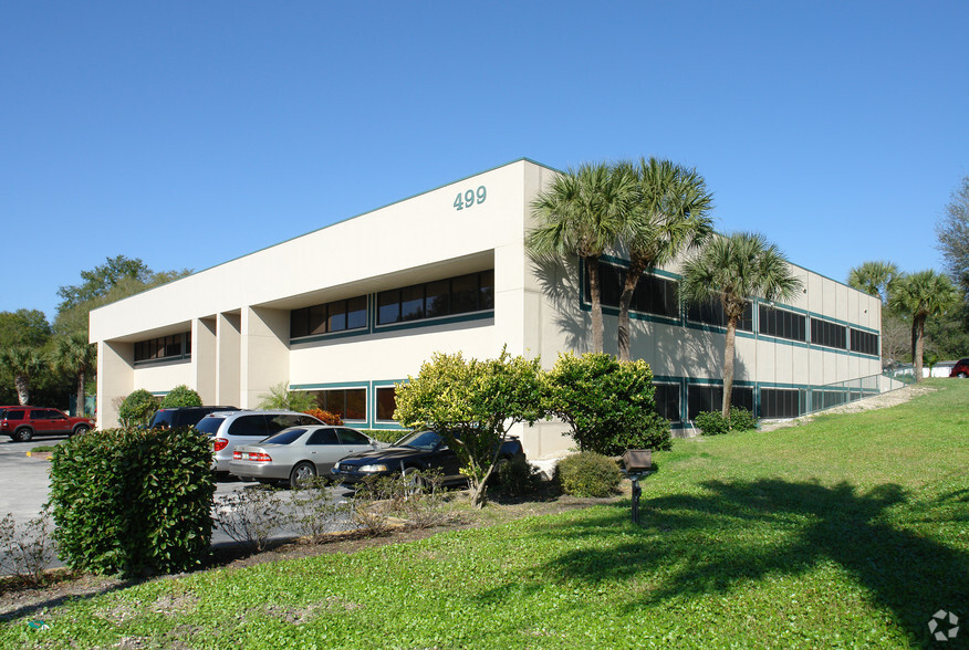 Primary Photo Of 499 E Central Pky, Altamonte Springs Medical For Lease