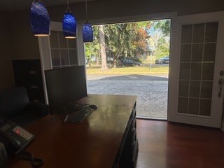 More Photos Of 250 Wood St, Doylestown Freestanding For Lease