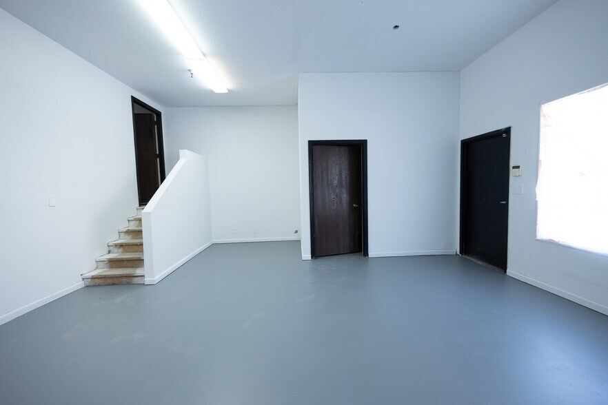 More Photos Of 1400 N C St, Sacramento Warehouse For Lease