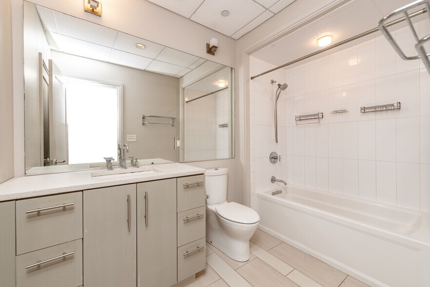 More Photos Of 33 Third Ave, Charlestown Apartments For Sale