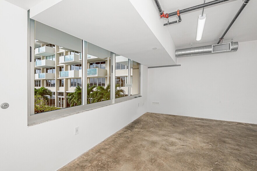 More Photos Of 1200 West Ave, Miami Beach Apartments For Sale