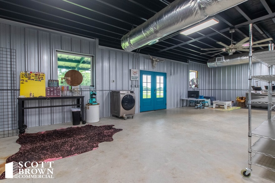 More Photos Of 1404 McConnell Rd, Gunter Flex For Sale