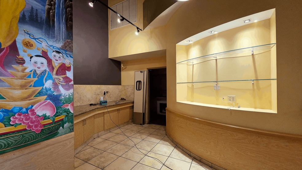 More Photos Of 820 Olive St, Saint Louis Restaurant For Lease