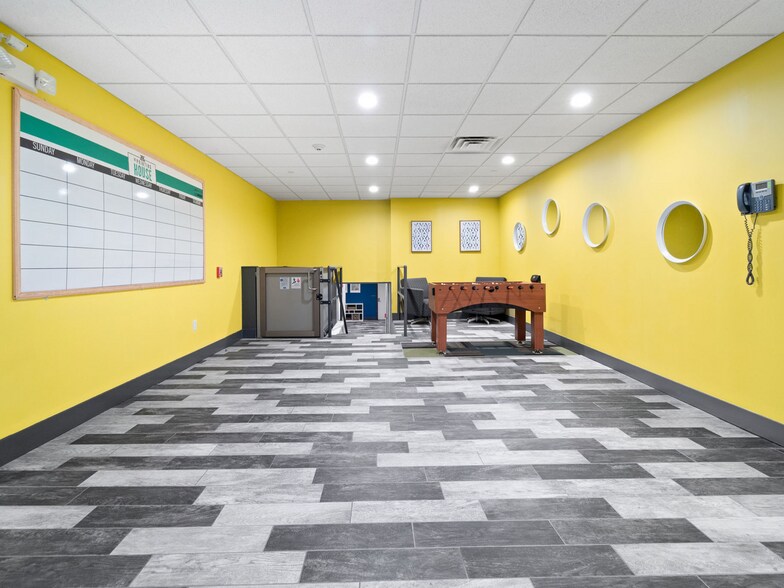 More Photos Of 19-21 Chenango St, Binghamton Apartments For Sale