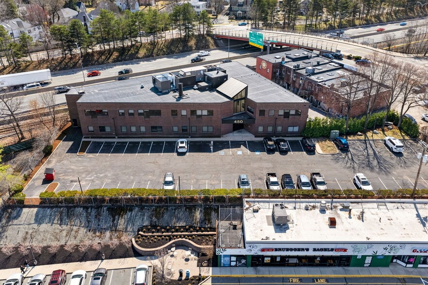 More Photos Of 450 Lexington St, Auburndale Office For Sale
