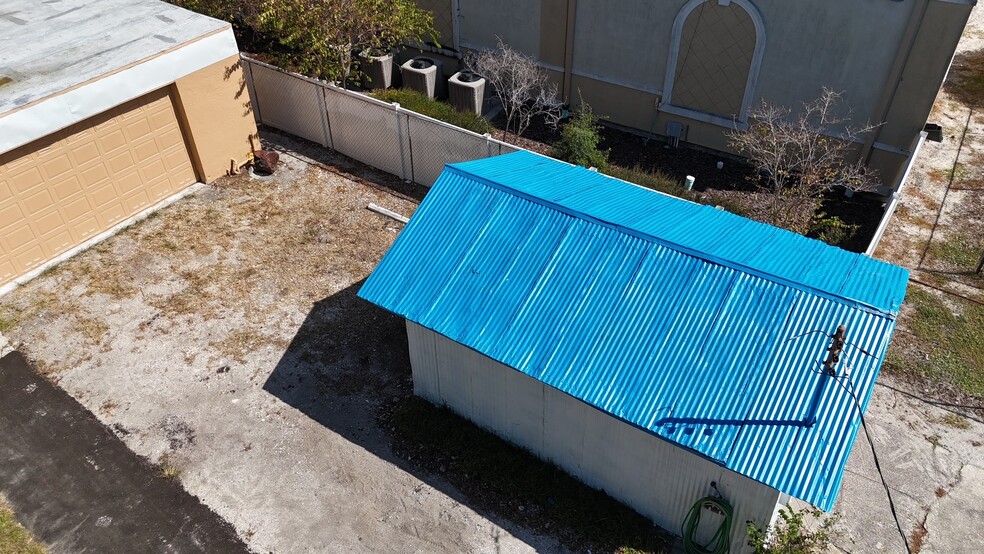 More Photos Of 604 Palm Bluff St N, Clearwater Warehouse For Sale