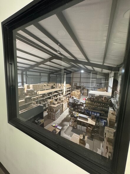 More Photos Of 14707 Fitzhugh Rd, Austin Warehouse For Sale