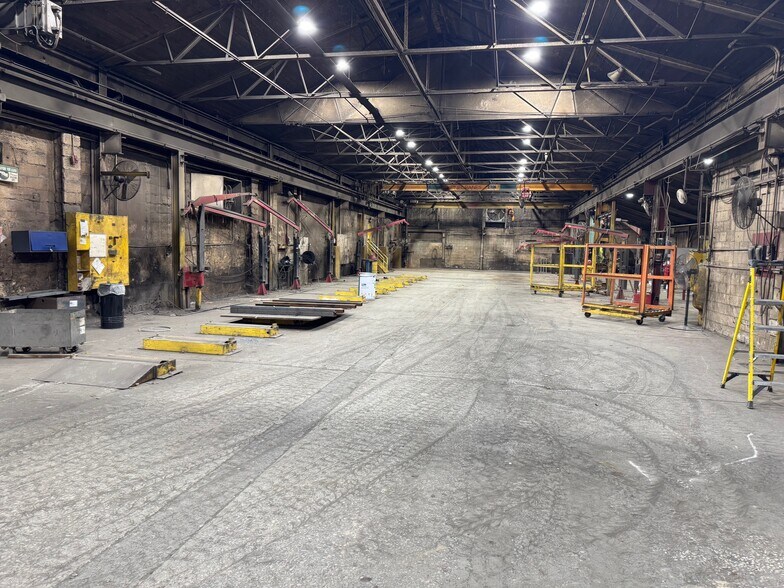 More Photos Of 506 New Brooklyn Rd, Williamstown Industrial For Lease