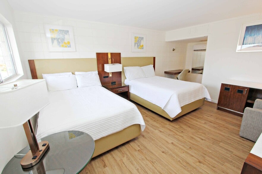 More Photos Of 3307 US Highway 90A E, Gonzales Hotel For Sale