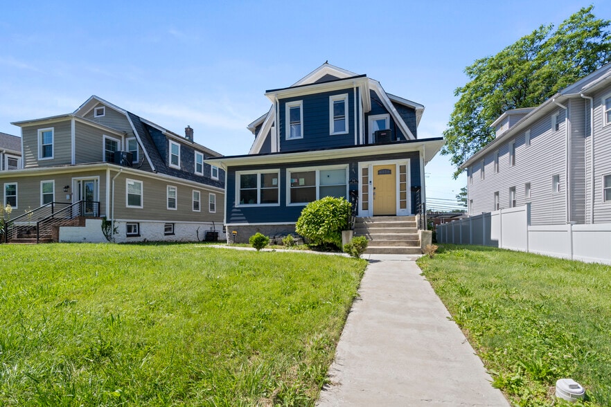 More Photos Of 2519 Liberty Heights Ave, Baltimore Apartments For Sale