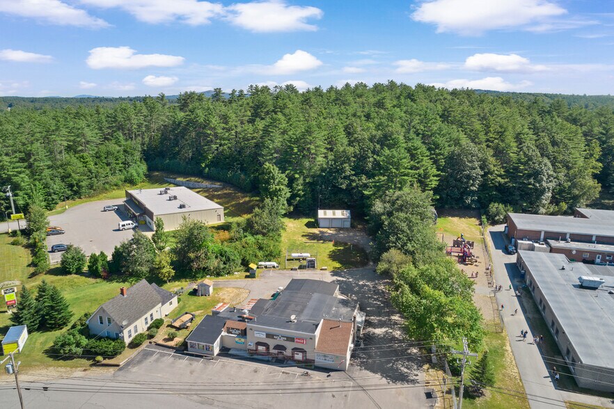 More Photos Of 107 Maple St, Barnstead Restaurant For Sale