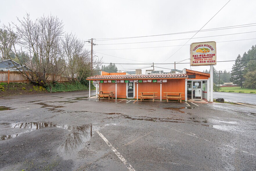 More Photos Of 3103 Highway 20, Sweet Home Restaurant For Sale