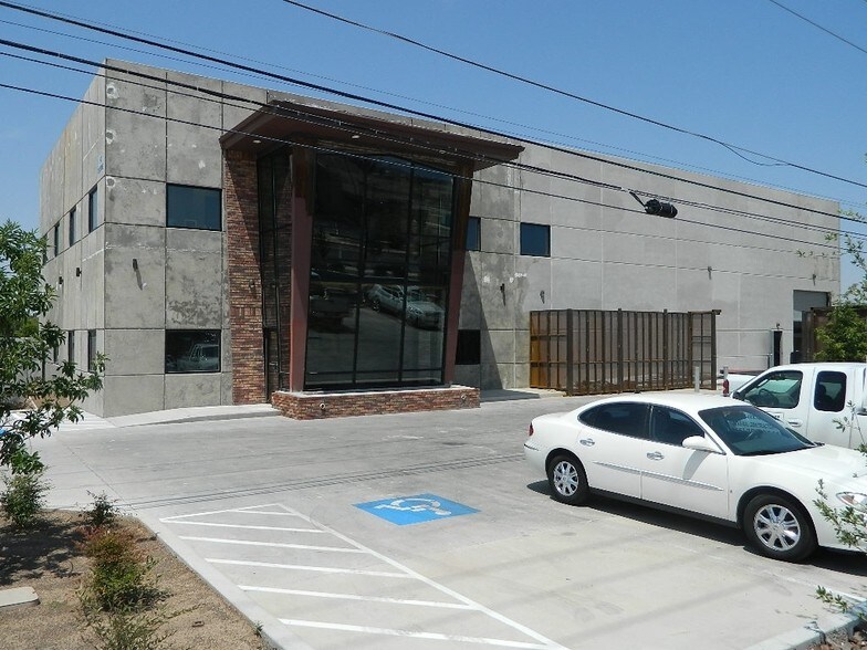 More Photos Of 4501 Osborne Dr, El Paso Office For Lease