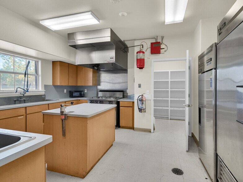 More Photos Of 3310 Williams Dr, Georgetown Specialty For Sale