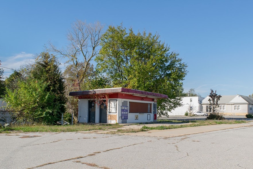 Primary Photo Of 300 W Pulaski Hwy, Elkton Freestanding For Sale