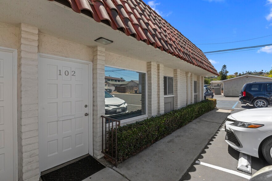 More Photos Of 1027 E Grand Ave, Escondido Medical For Lease