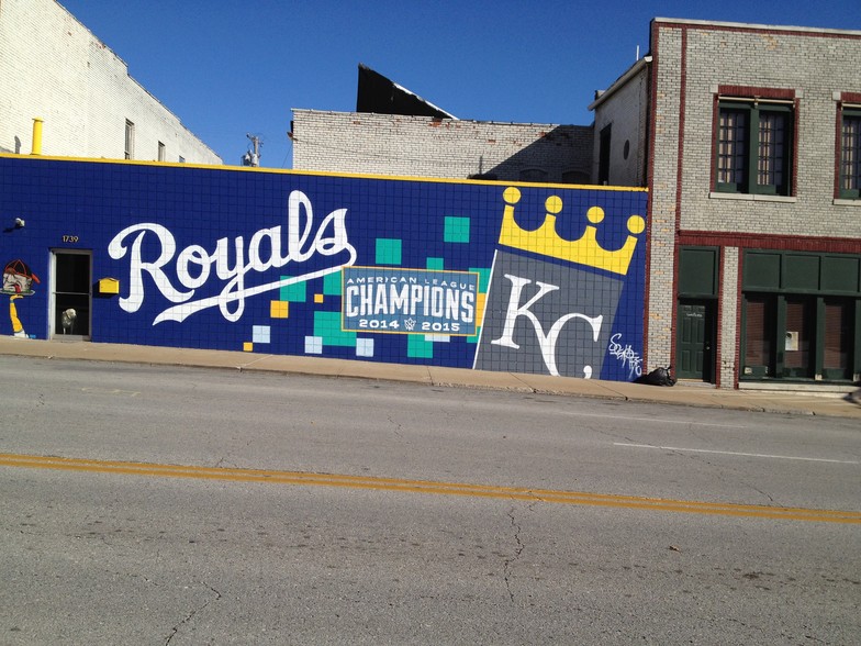 More Photos Of 1739 Oak St, Kansas City Office For Lease
