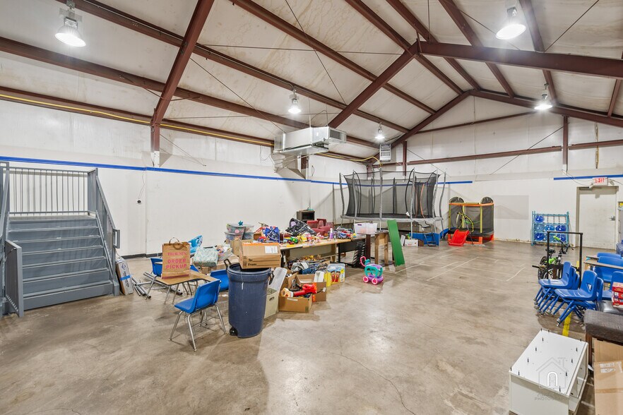 More Photos Of 3501 Sheppard Access Rd, Wichita Falls General Retail For Sale