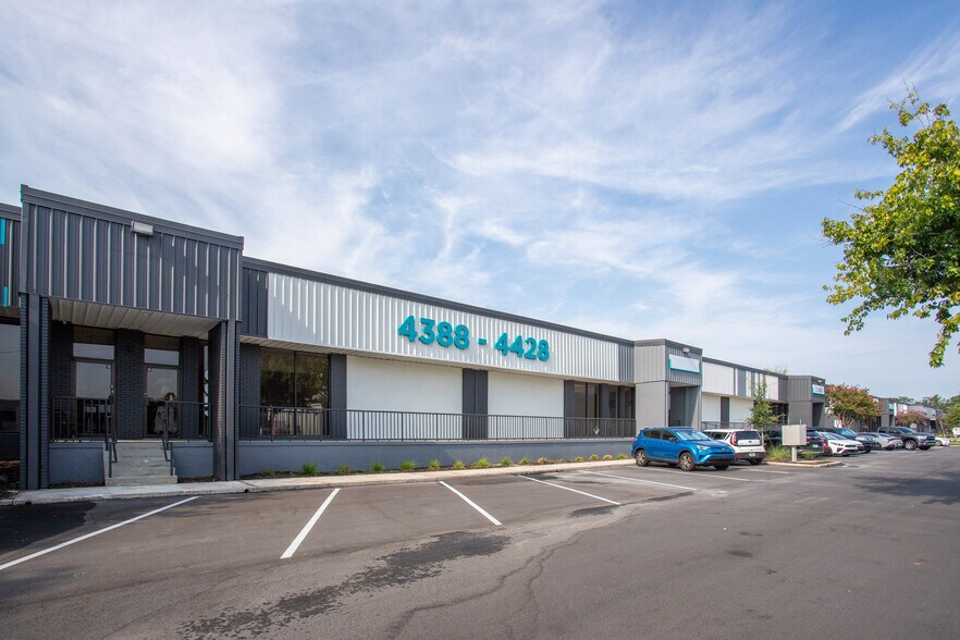 More Photos Of 3827-3843 St Valentines Way, Orlando Unknown For Lease