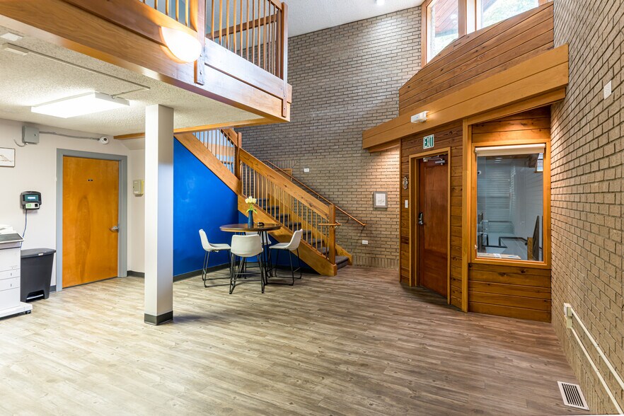 More Photos Of 90 Asheland Ave, Asheville Medical For Sale