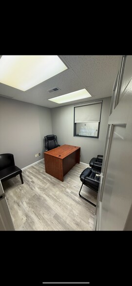 More Photos Of 5005 E Fourteen Mile Rd, Sterling Heights Office Residential For Lease