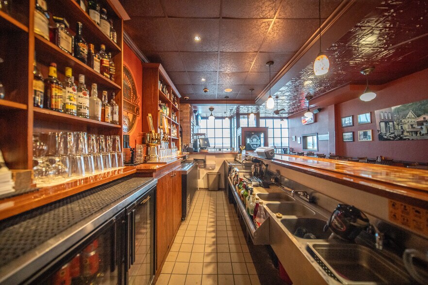 More Photos Of 70555 202nd Ave, Reads Landing Restaurant For Sale